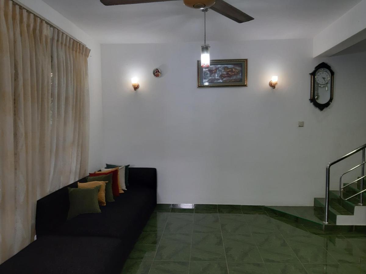 Hellen Homestay Negombo Exterior photo